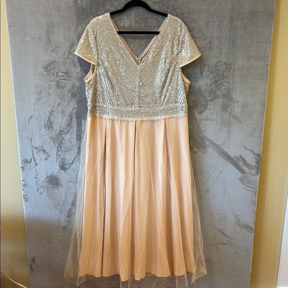 Evening Gown Prom Special Occasion Event Peach Sequined Cap Sleeve Dress Sz 4XL